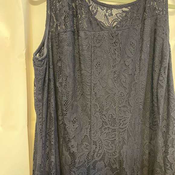 Dress - Picture 6 of 10